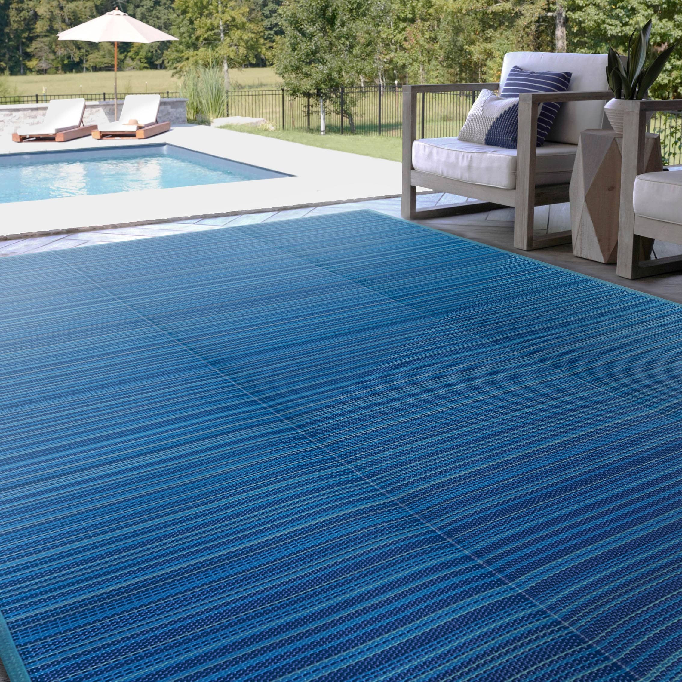 Lalune Beach Stripe Polypropylene Reversible Plastic Straw Indoor Outdoor Area Rug