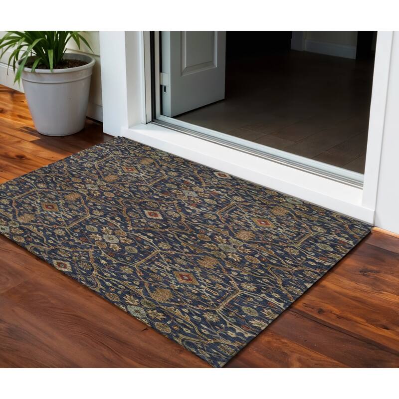 HomeRoots Floral Transitional Rectangle Outdoor Rug - 3' x 5'