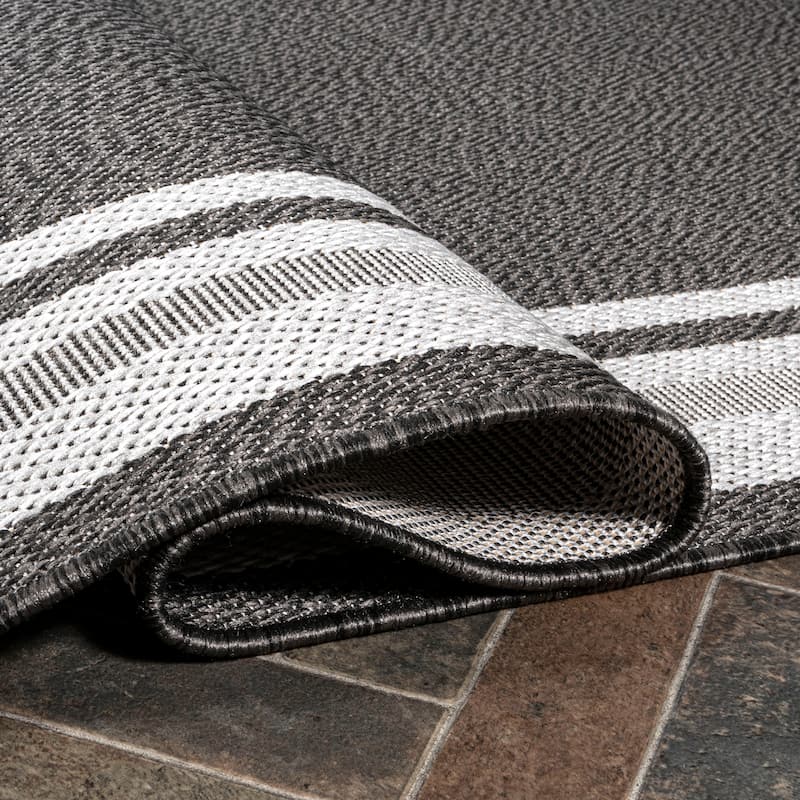 JONATHAN Y Haynes Modern Border Stripe Indoor/Outdoor Area Rug