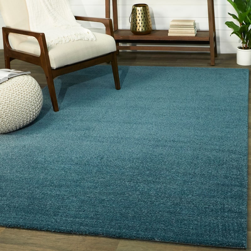 Porch & Den Morganfield Solid Color Area Rug