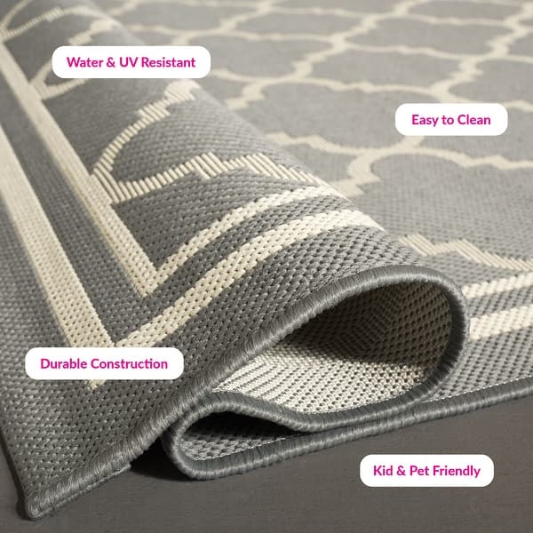 SAFAVIEH Courtyard Kailani Indoor/ Outdoor Waterproof Patio Backyard Rug