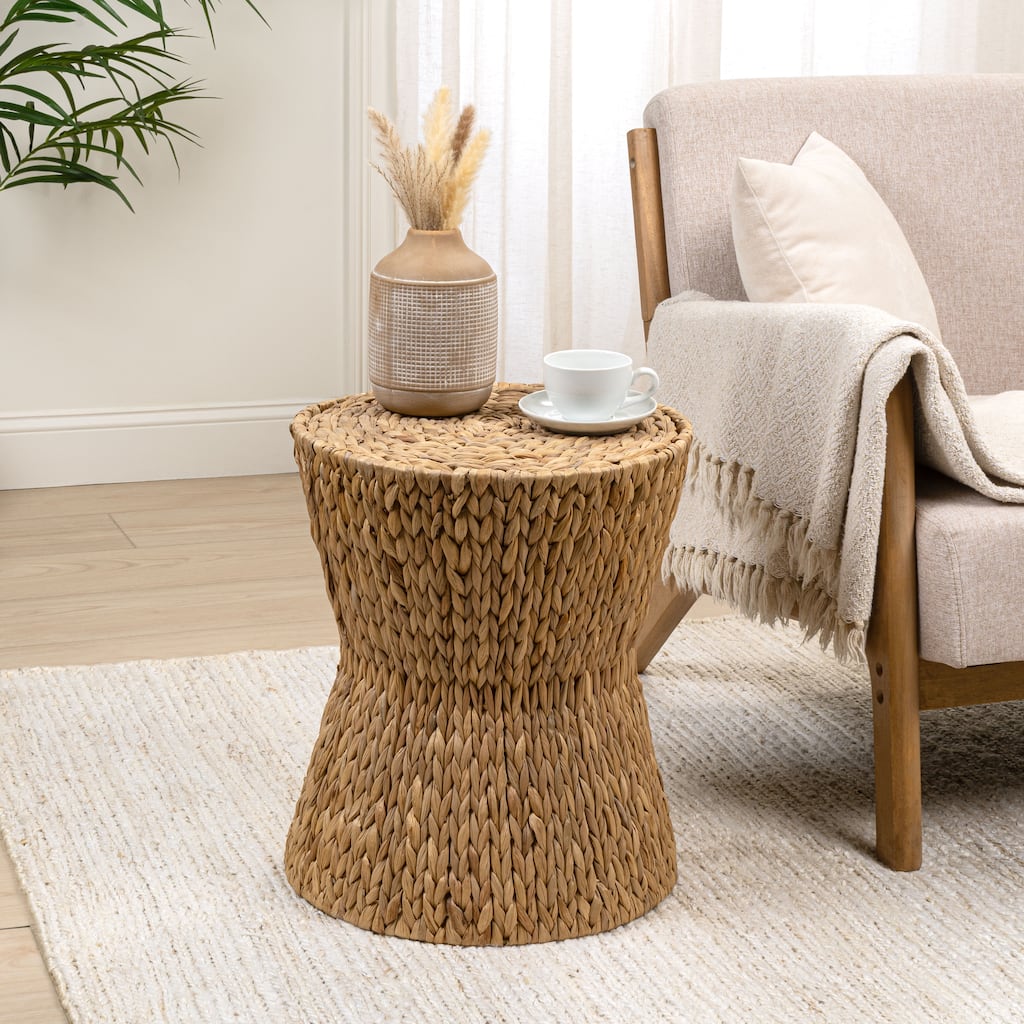JONATHAN Y Natura 15.75" Coastal Bohemian Handwoven Water Hyacinth Round Hourglass End Table