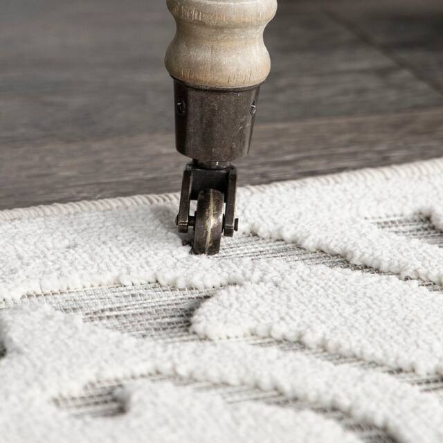 My Texas House by Orian Lady Bird Area Rug