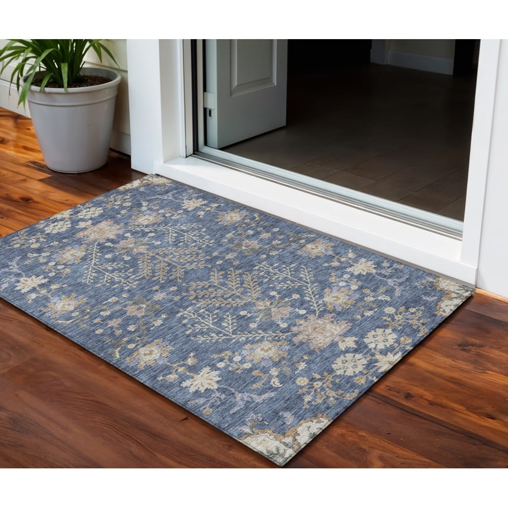 HomeRoots Floral Transitional Rectangle Outdoor Rug