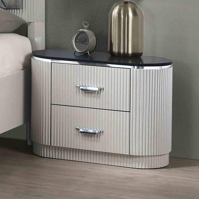 Contemporary Light Gray Reeded Bedroom Collection with Silver Accents