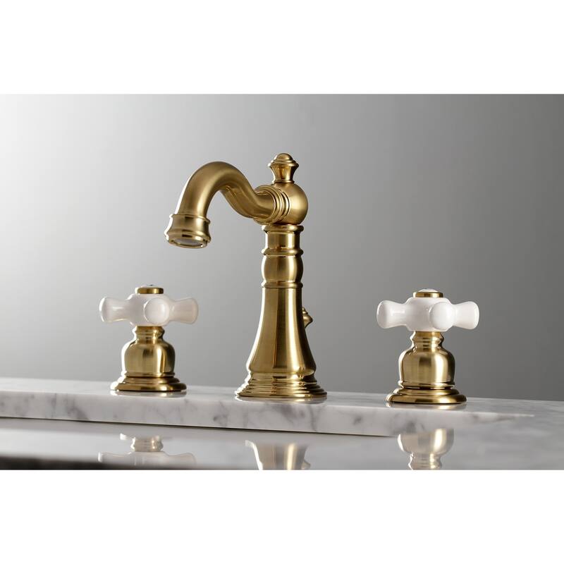 American Classic 8 in. Widespread Bathroom Faucet
