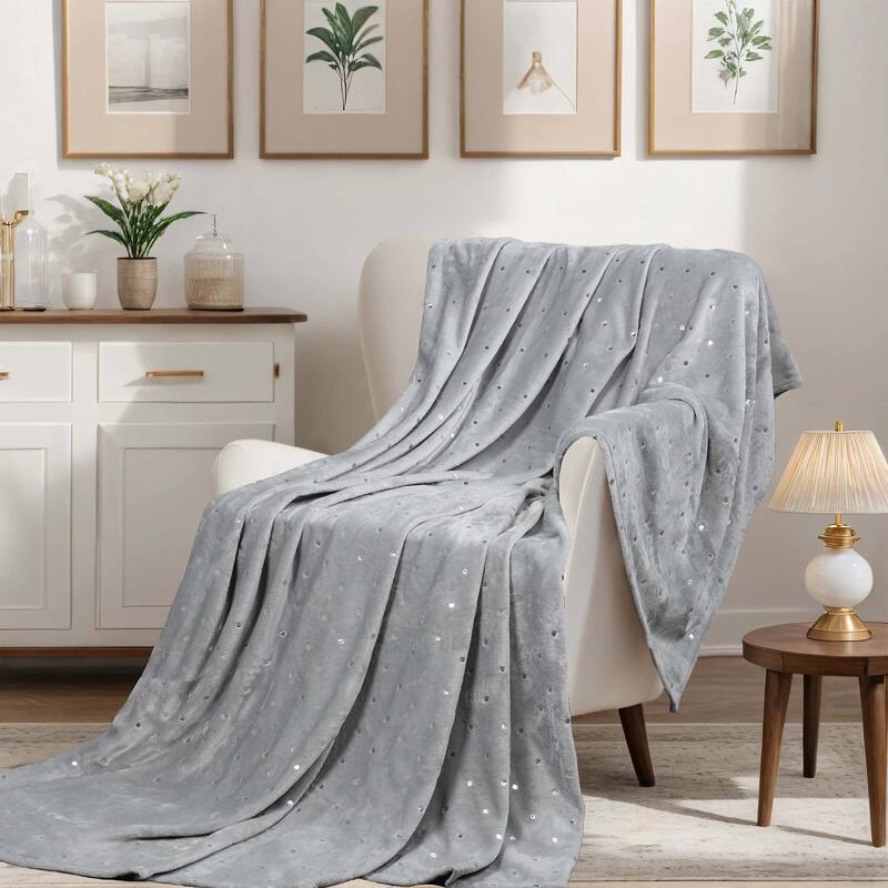 Superior Fleece Plush Medium Weight Soft Fluffy Decorative Blanket