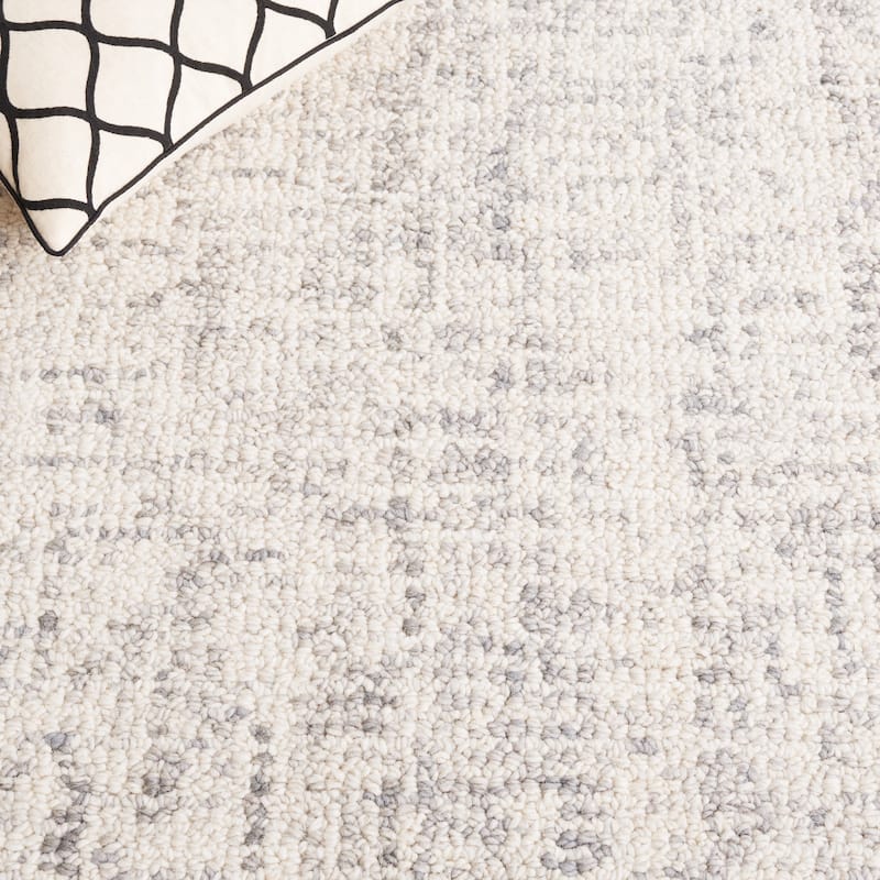 SAFAVIEH Handmade Abstract Euphrasie Modern Wool Rug
