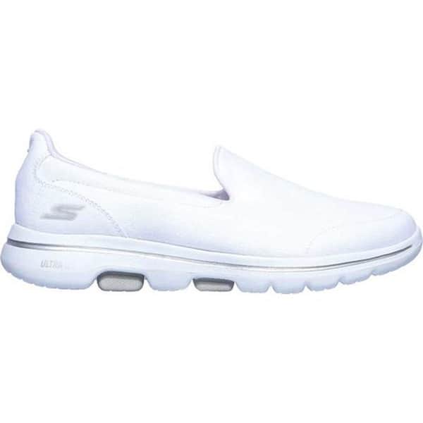 Skechers Women S Gowalk 5 Fruitful Slip On Sneaker White Overstock 30840386