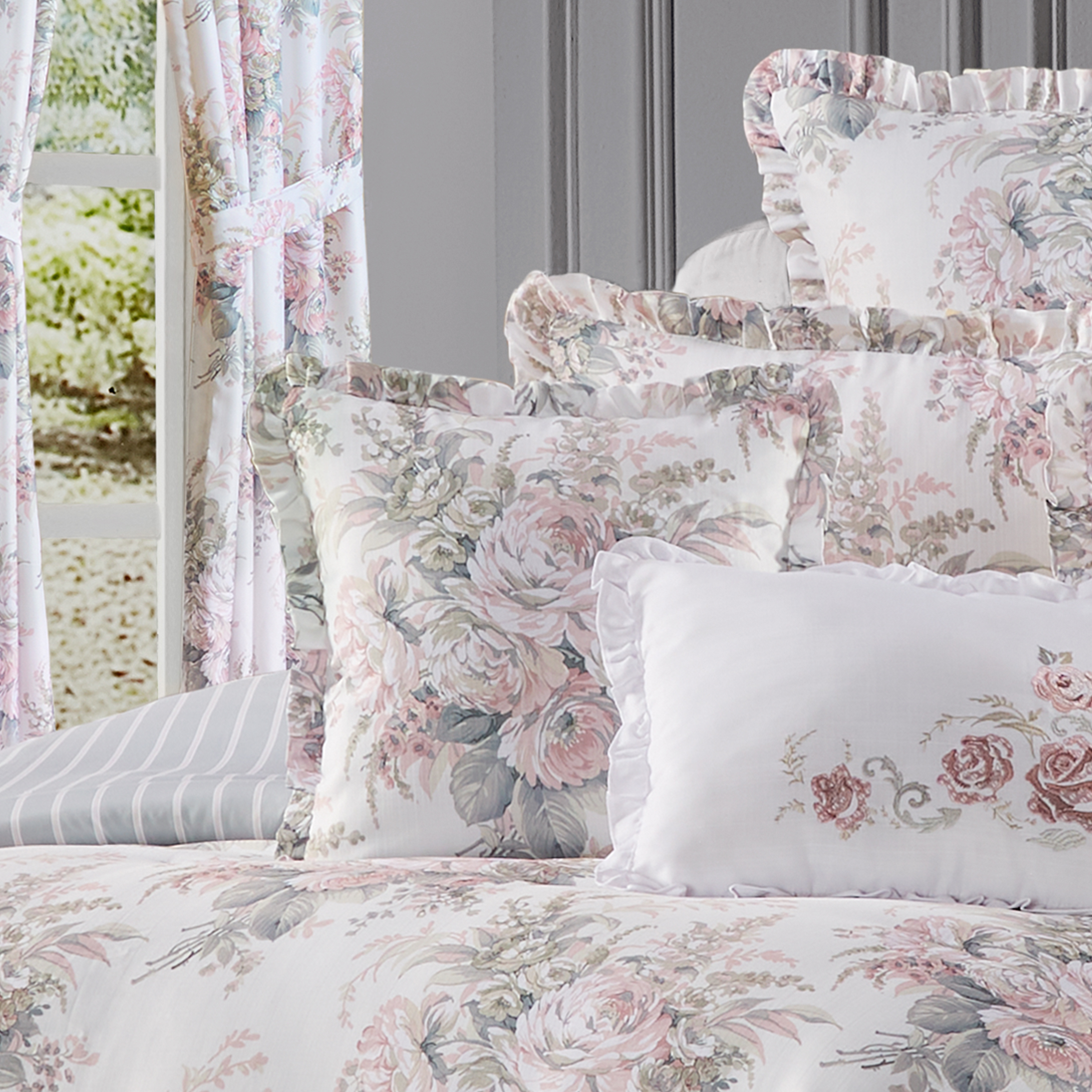Royal Court Estelle Blush 16 Square Decorative Throw Pillow On Sale Bed Bath Beyond 35406300