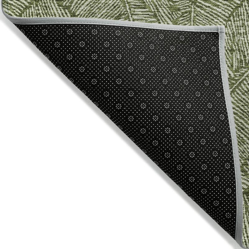 Machine Washable Indoor/ Outdoor Chantille Tropical Palm Rug