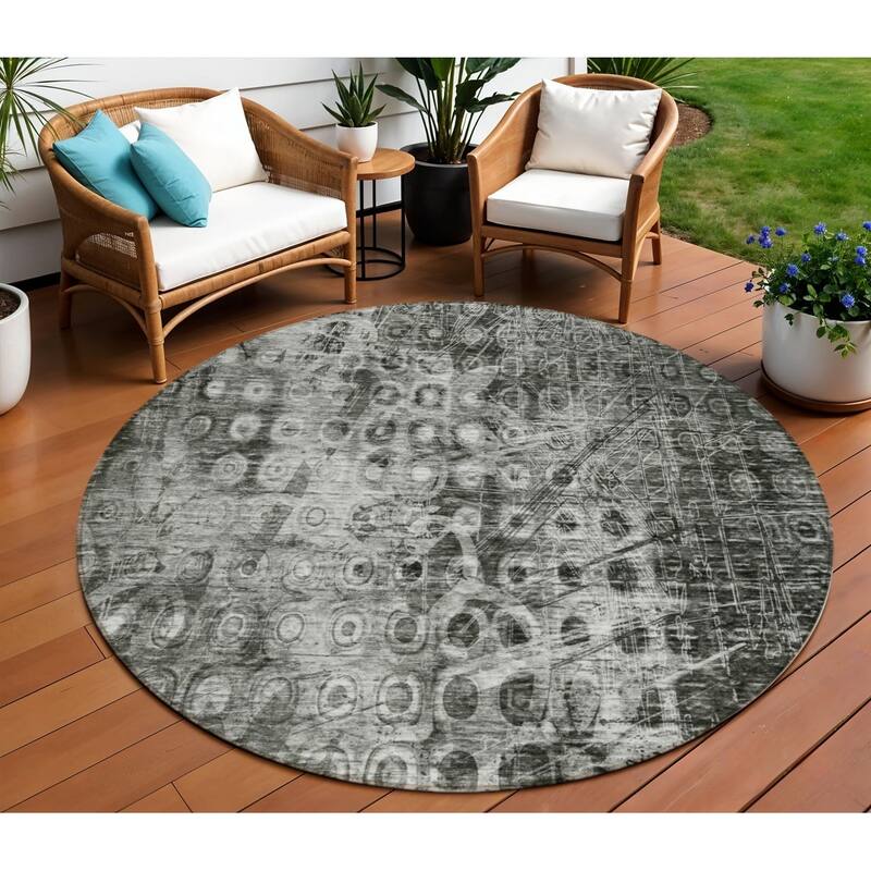 HomeRoots Ikat Transitional Rectangle Outdoor Rug - 8' Round