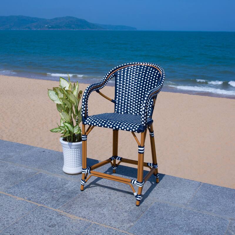 SAFAVIEH Charlize Outdoor Bistro 26-inch Counter Stool with Arms - 23Wx26Dx43H