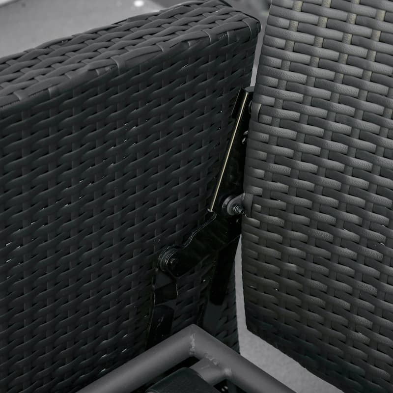 Outsunny Outdoor Cushioned Swiveling PE Wicker Recliner Chair
