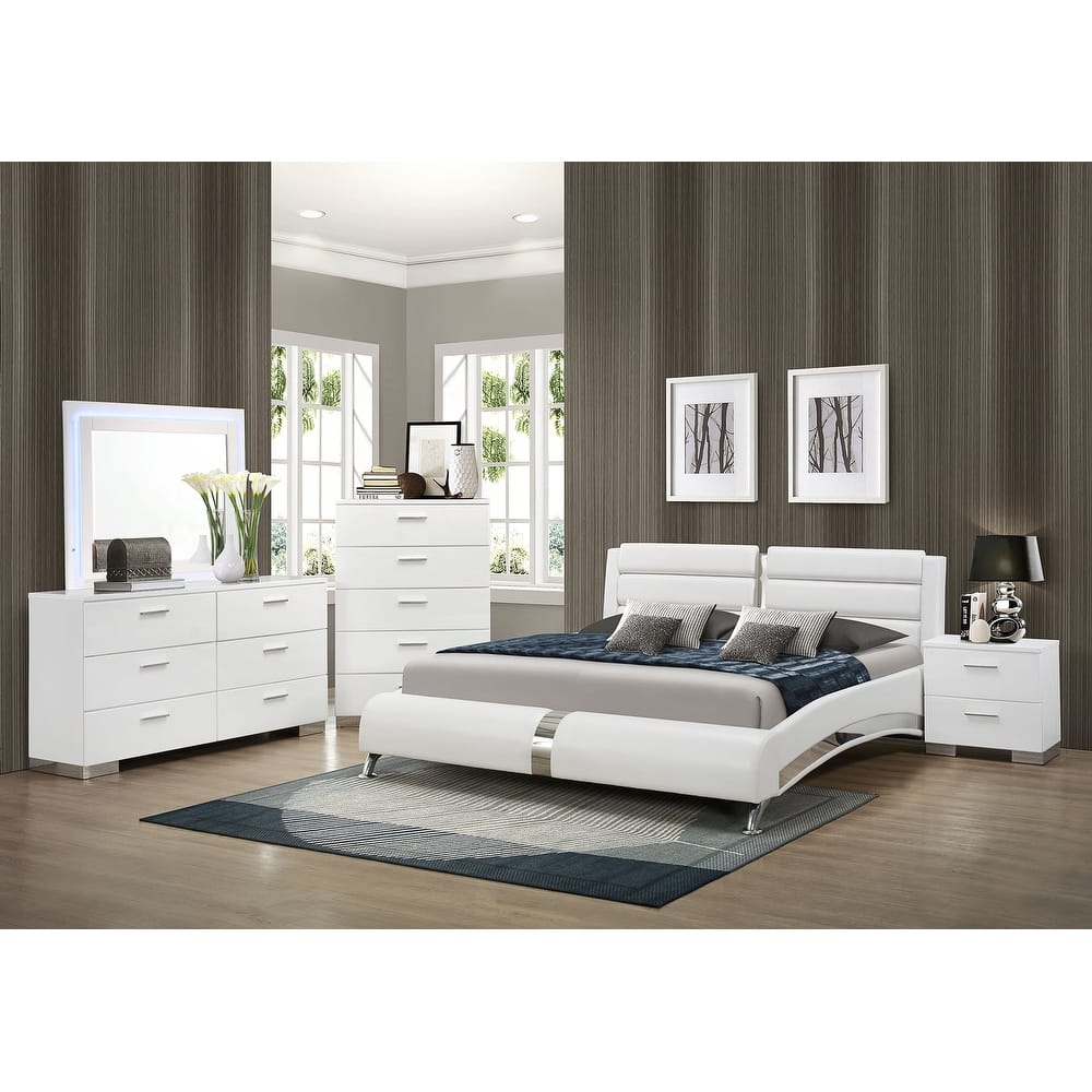 Jeremaine Bedroom Set White
