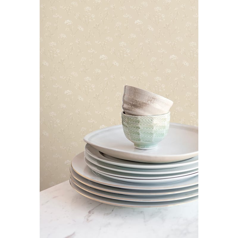 Galerie Wallcoverings Miniatures 3 Cow Parsley Floral Trail Vinyl on Non-woven Matte Wallpaper Roll