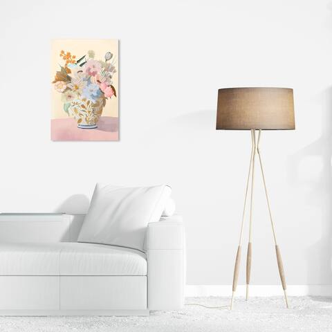 Wynwood Studio Prints Floral and Botanical Bouquet of Verano White and Vanilla Farmhouse Wall Art Canvas Print