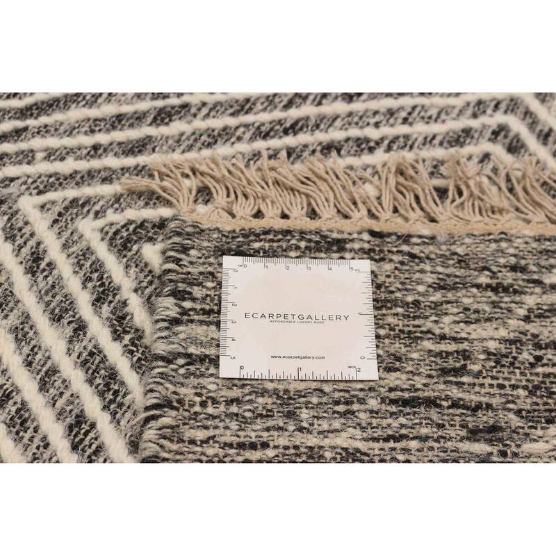 Marrakech Black, White Kilim 5'2" x 8'1" - 5'2 x 8'1