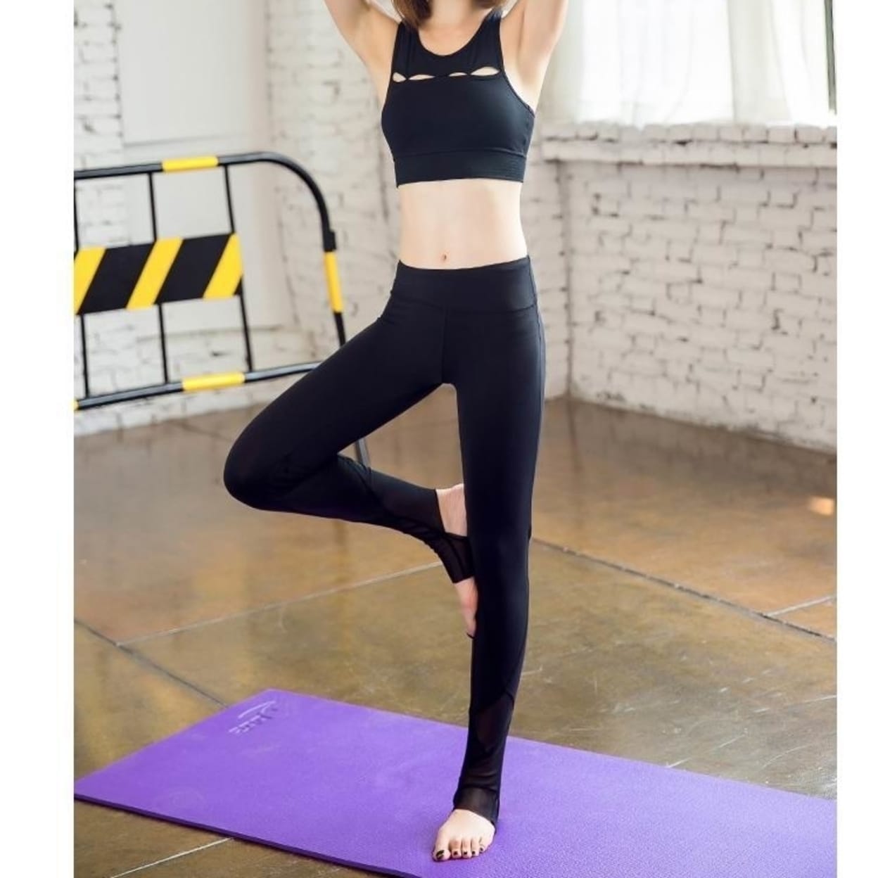 hot yoga pants workout