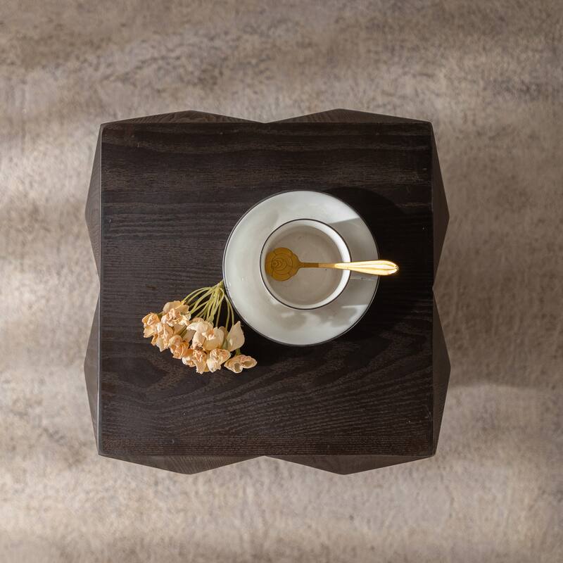 23.62" Height Three-dimensional Embossed Pattern Design Retro Side Table