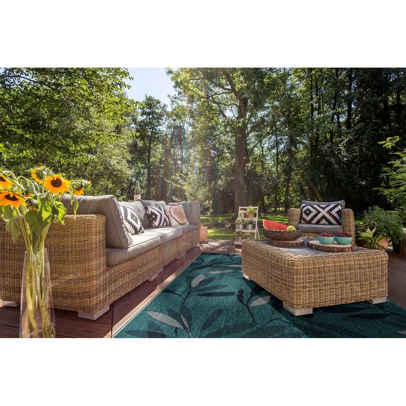 Pianta Collection Rectangle Indoor-Outdoor Throw Rug