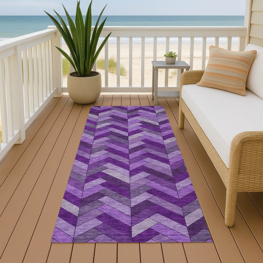 Machine Washable Indoor/ Outdoor Modern Chevron Chantille Rug