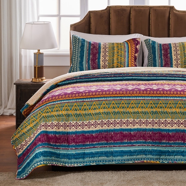 Greenland Home Fashions Southwest All-Cotton Quilt and Pillow Sham Set. Opens flyout.