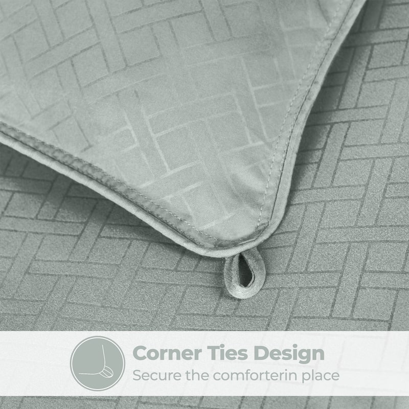 Superior Monochrome Basketweave Microfiber Down Alternative Comforter