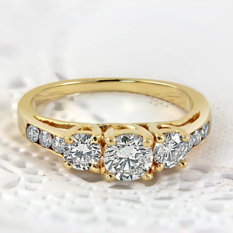 Auriya 14k Gold 3-Stone Round Diamond Engagement Ring 1ctw (J-K, I1-I2)
