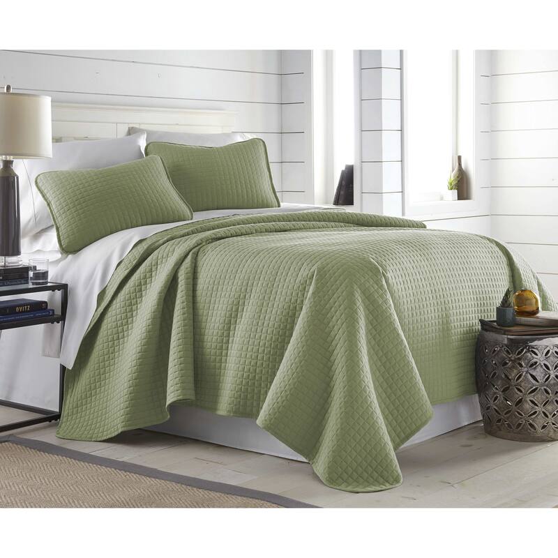 Vilano Oversized 3 piece Quilt Set by Southshore Fine Linens - Sage Green - Twin - Twin XL