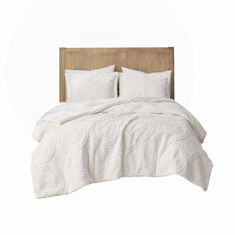 Embroidered Medallion Ultra Plush Comforter Mini Set
