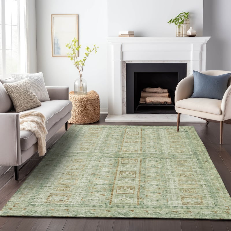 Machine Washable Indoor/Outdoor Global Traditional Chantille Rug