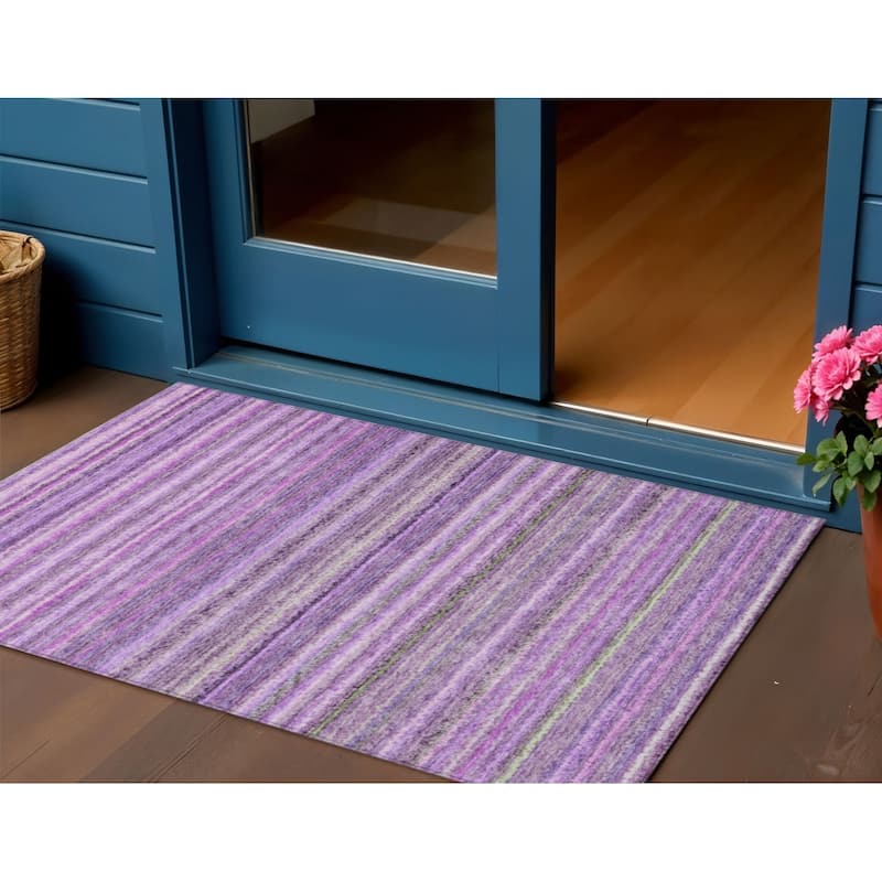 HomeRoots Striped Transitional Rectangle Outdoor Rug - 3' x 5'