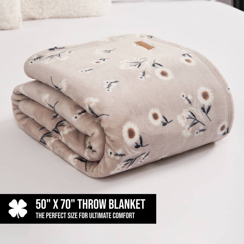 Lucky Brand Daisy Plush Throw Blanket