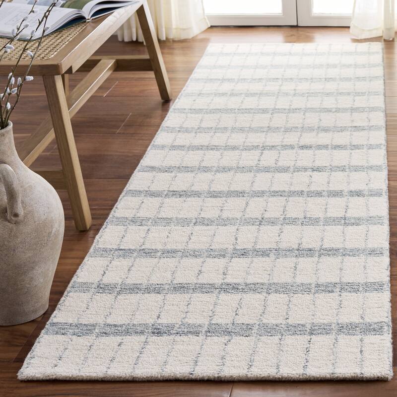 SAFAVIEH Handmade Genre Poliana Wool Rug