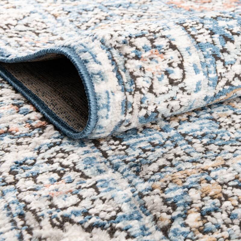 Traditional Jeopok Collection Area Rug