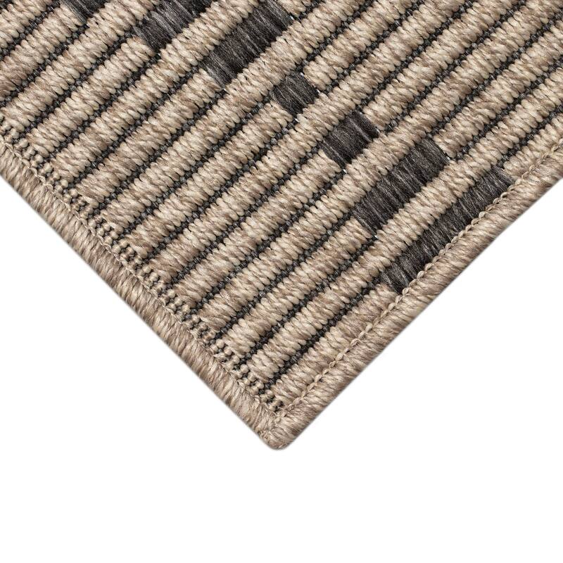 Liora Manne Monaco Diamonds Indoor/Outdoor Area Rug