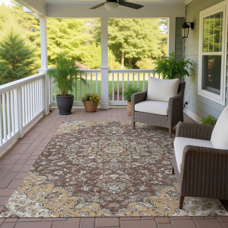 Machine Washable Indoor/ Outdoor Traditional Niko Chantille Rug - Chocolate - 5' x 7'6"