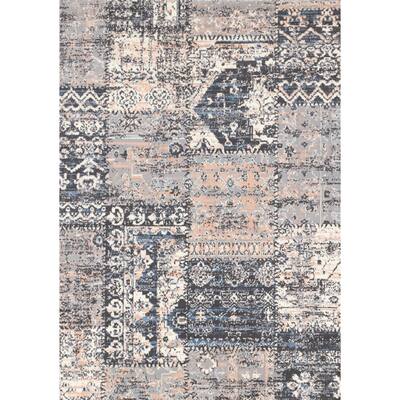 Faye Pink Cream Boho Area Rug - 4'7" x 6'7"