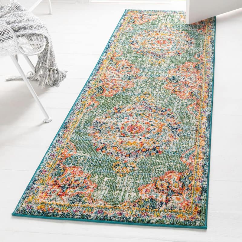 Traditional Koakburg Collection Area Rug - Green - 2'7"x12'