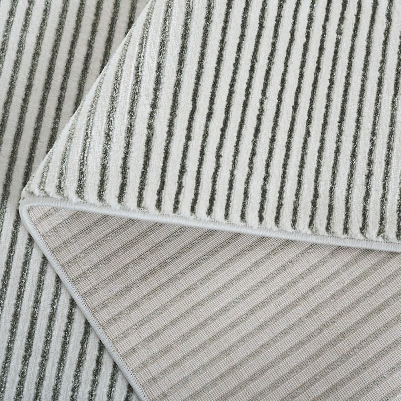 SAFAVIEH Emerald Mineta Striped Rug