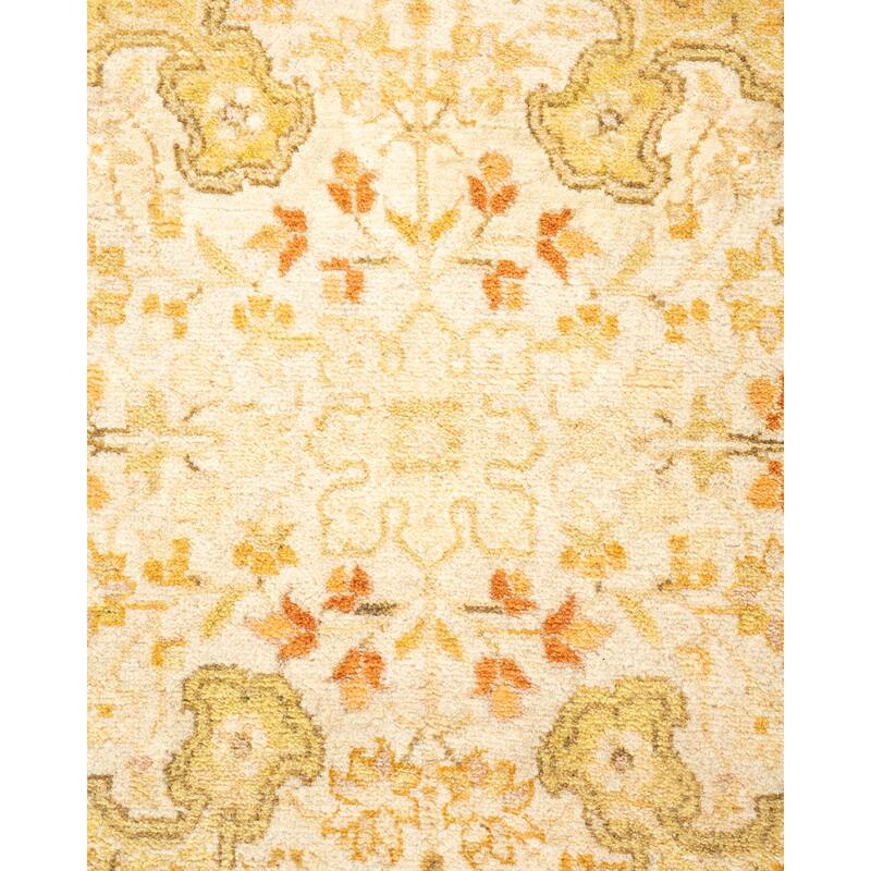 Overton Handknotted Wool Traditional Oriental Green Area Rug - 3' x 5'