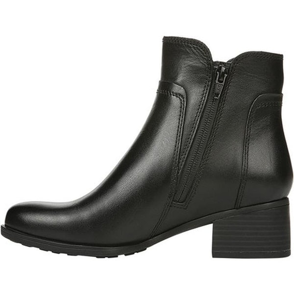 naturalizer dorrit booties