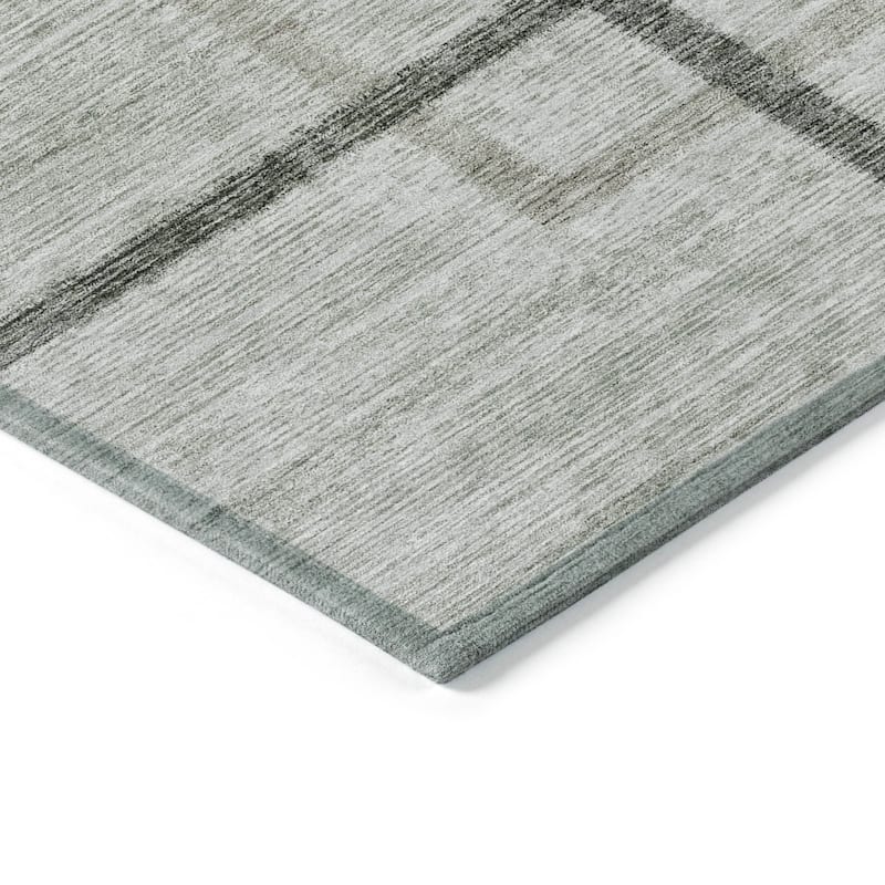 Machine Washable Indoor/ Outdoor Chantille Contemporary Geo Rug
