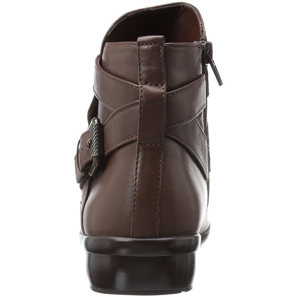 naturalizer cassandra leather ankle boots