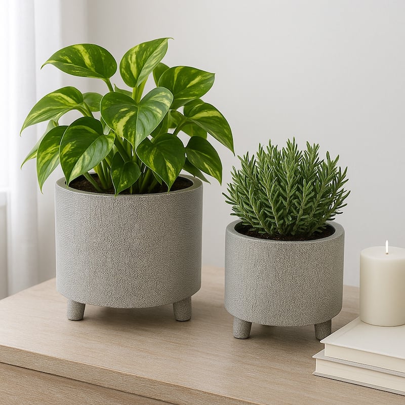 Footed Scratched Planter Pots Set of 2 - Silver, 6/8 in. - Silver/ Metallic - 6.0"