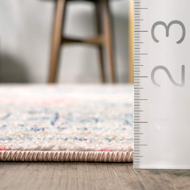Nuloom Chase Faded Vintage Medallion Area Rug