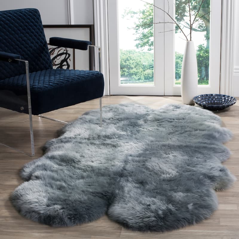 SAFAVIEH Handmade Natural Sheepskin Leanca 3.4-inch Thick Rug - 5'5" x 7'7" - Steel Blue - Rectangle