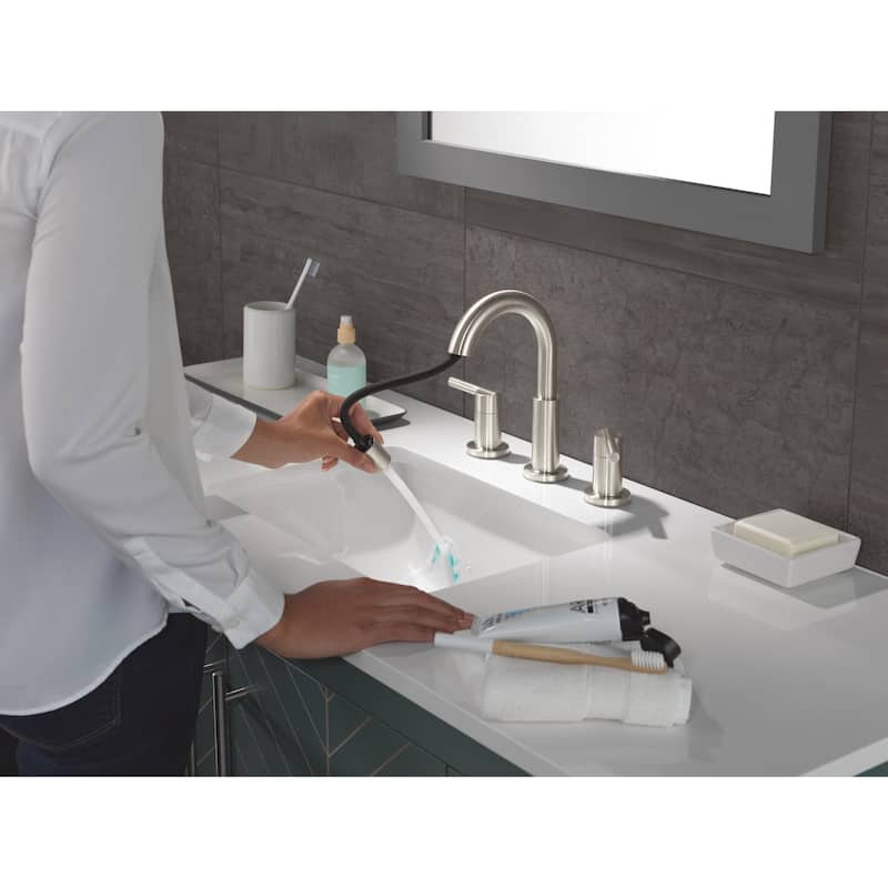 Delta 35749LF-PD Nicoli 1.2 GPM Widespread Bathroom Faucet with Pull