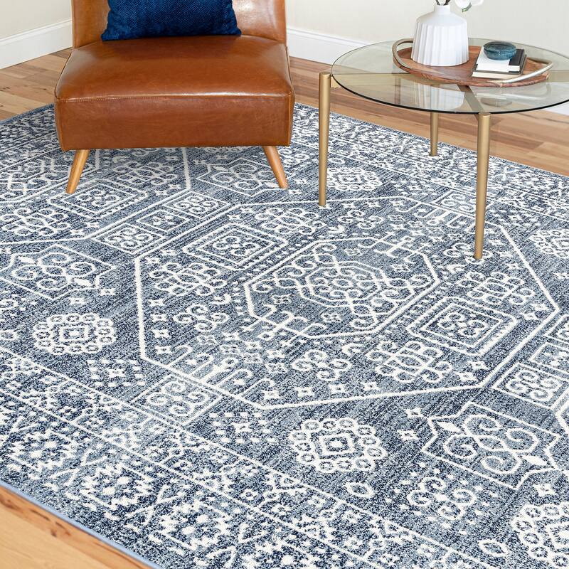 Mayson Traditional Oriental Indoor Area Rug